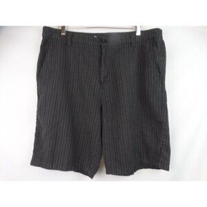 O'Neill Men's Shorts Size 38 Black & Gray Striped Shorts